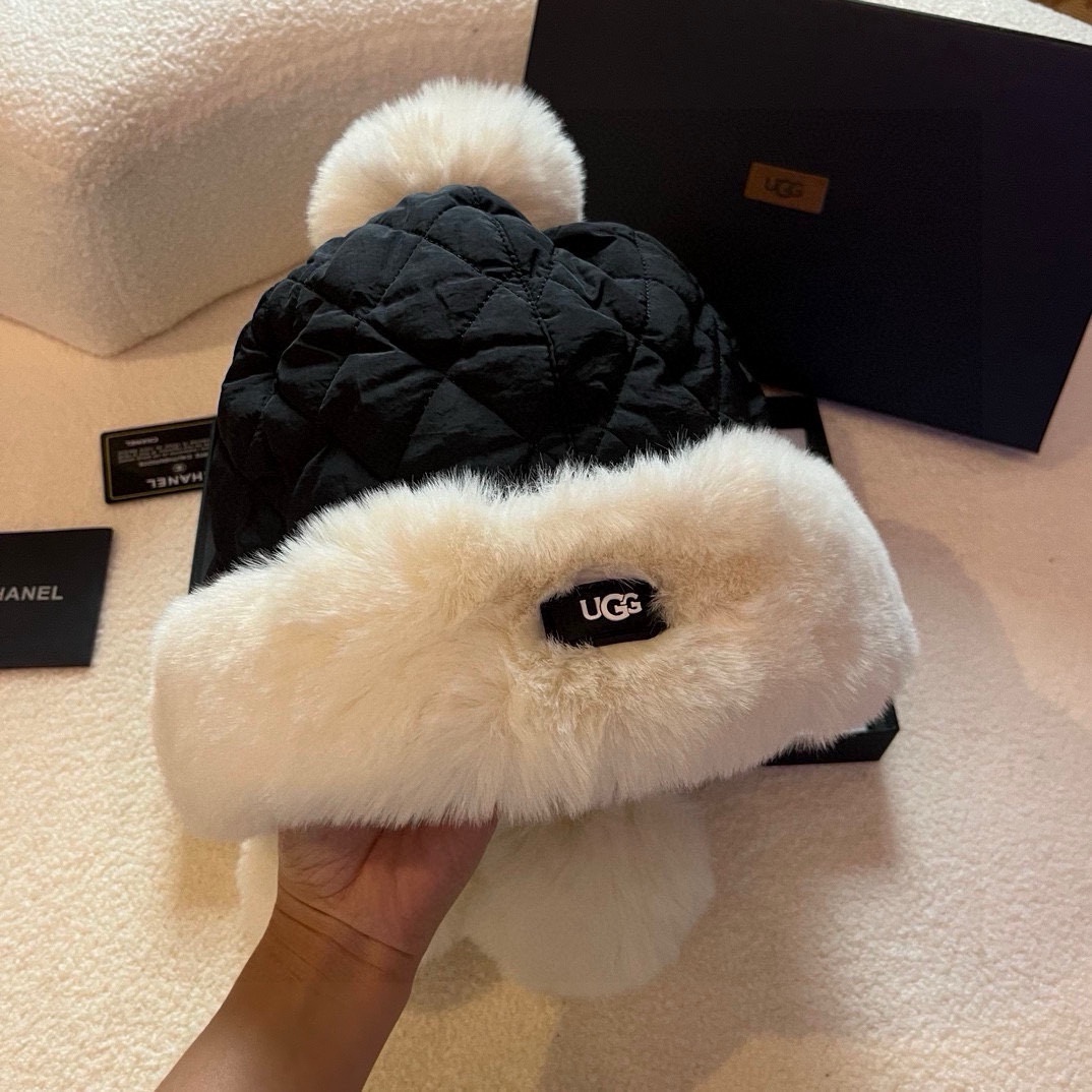 🆕
ugg菱格护耳帽，空气棉冷帽