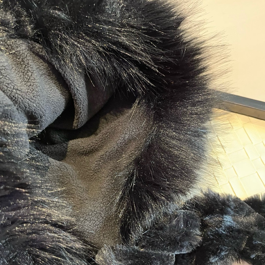 🆕

Ugg秋冬新款护耳帽，加厚内里，超级保暖