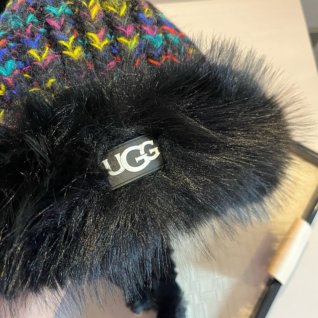 🆕

Ugg秋冬新款护耳帽，加厚内里，超级保暖