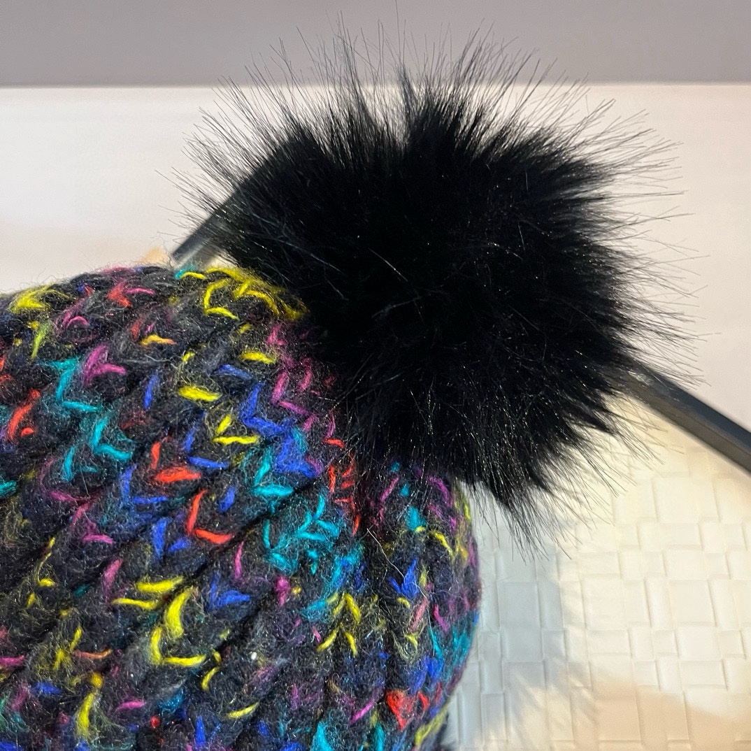 🆕

Ugg秋冬新款护耳帽，加厚内里，超级保暖