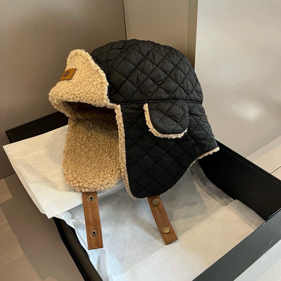 🆕
Ugg新款菱格护耳帽，雷锋帽