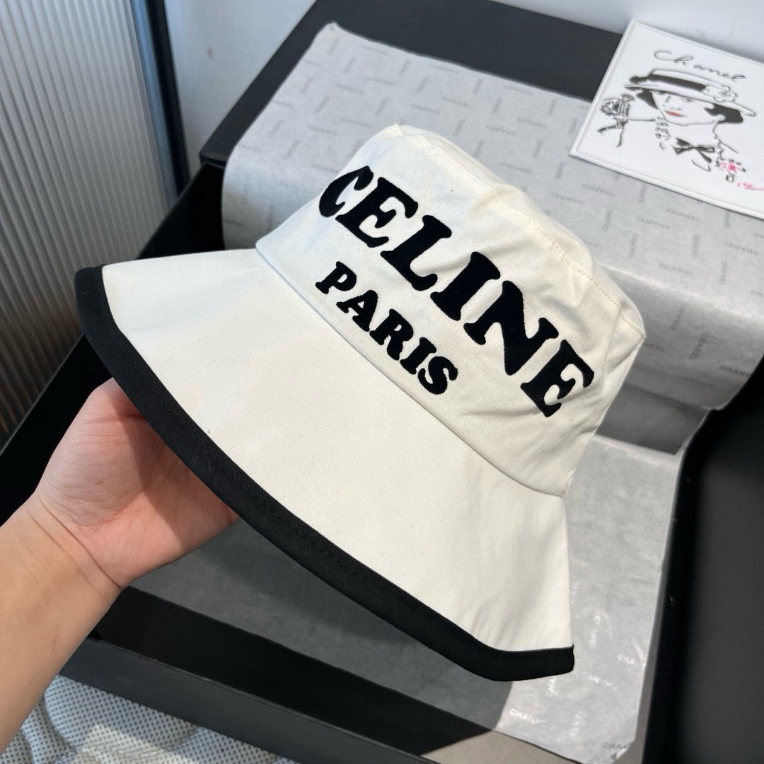 🆕

Celine赛琳新款渔夫帽，头围57cm