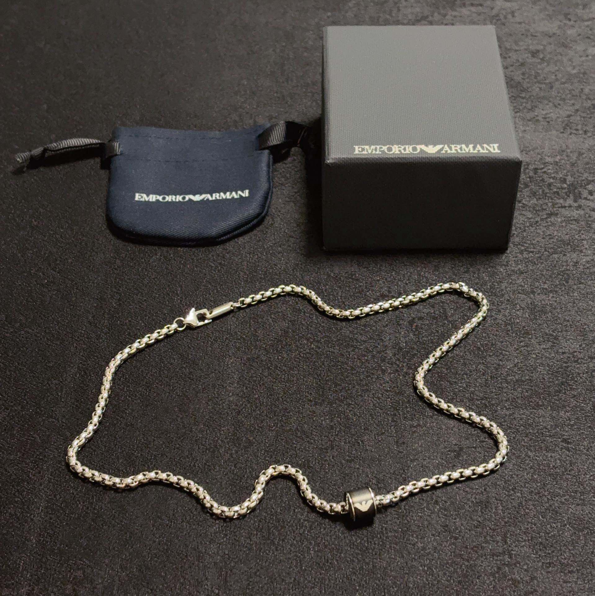 Sophisticated Black Necklaces by Amani Armani: Aesthetic and Fashionable Black-Tweet-Trained Designs - 图片 9