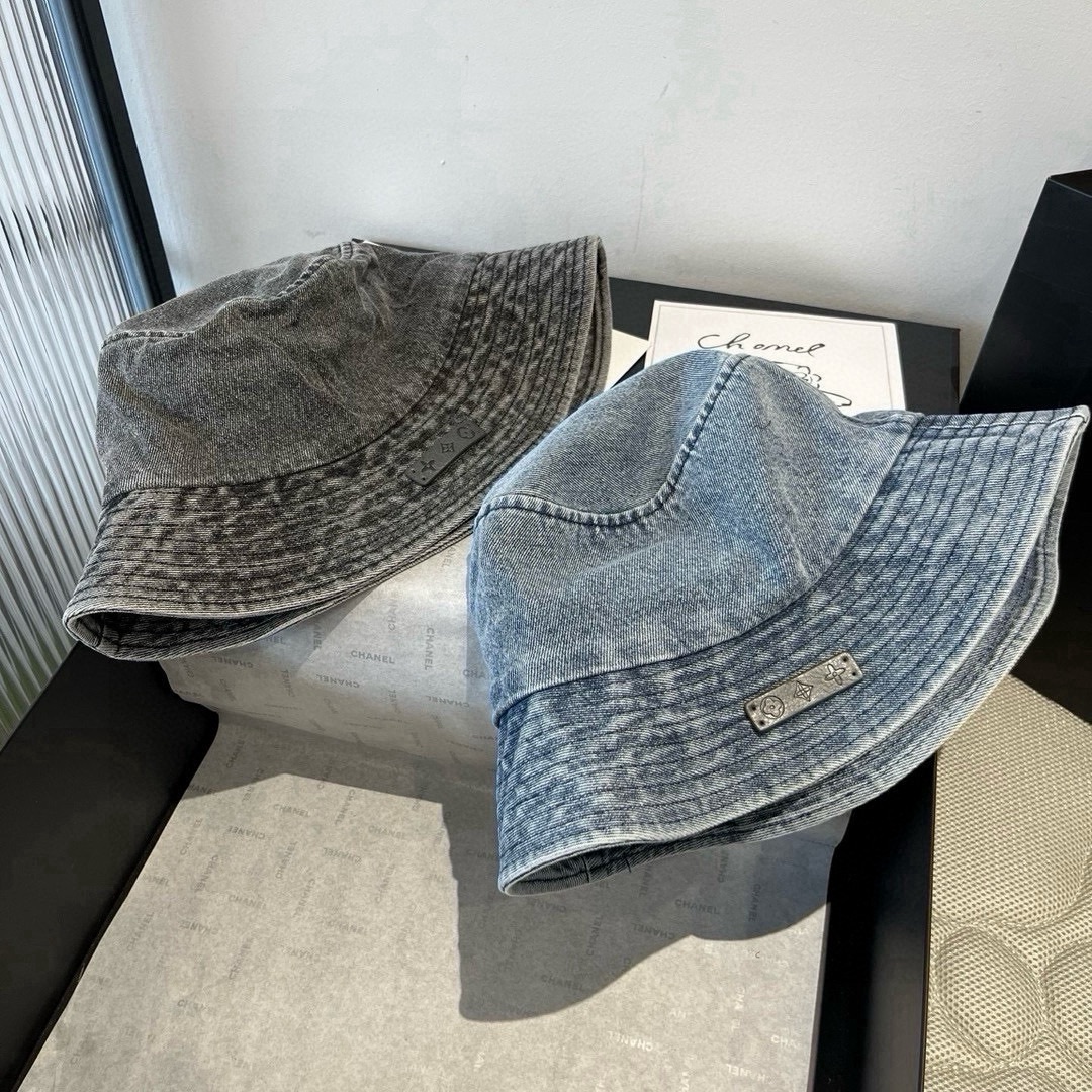 🆕

Lv牛仔渔夫帽、男女通用头围57cm