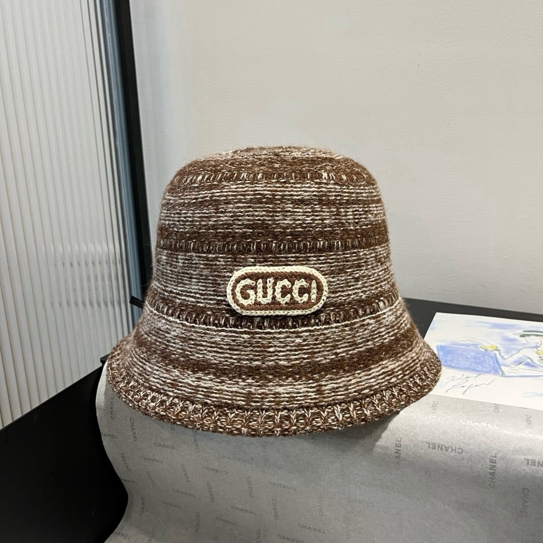 🆕

Gucci古奇新款毛毛混色渔夫帽，秋冬必备，百搭款，头围57cm
