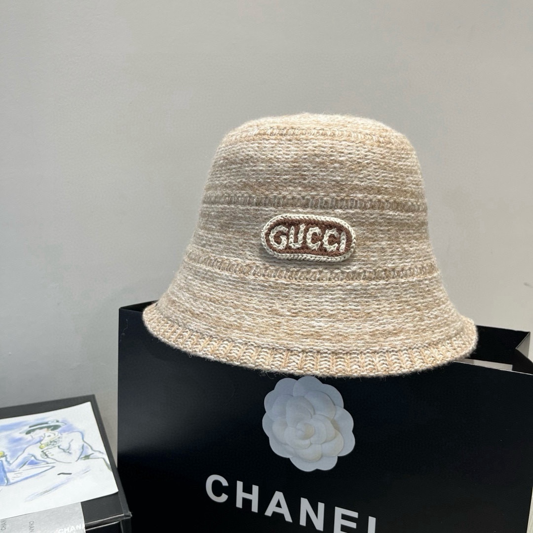 🆕

Gucci古奇新款毛毛混色渔夫帽，秋冬必备，百搭款，头围57cm