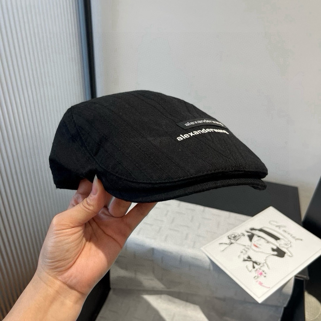 🆕
亚历山大王前进鸭舌帽，轻盈百搭