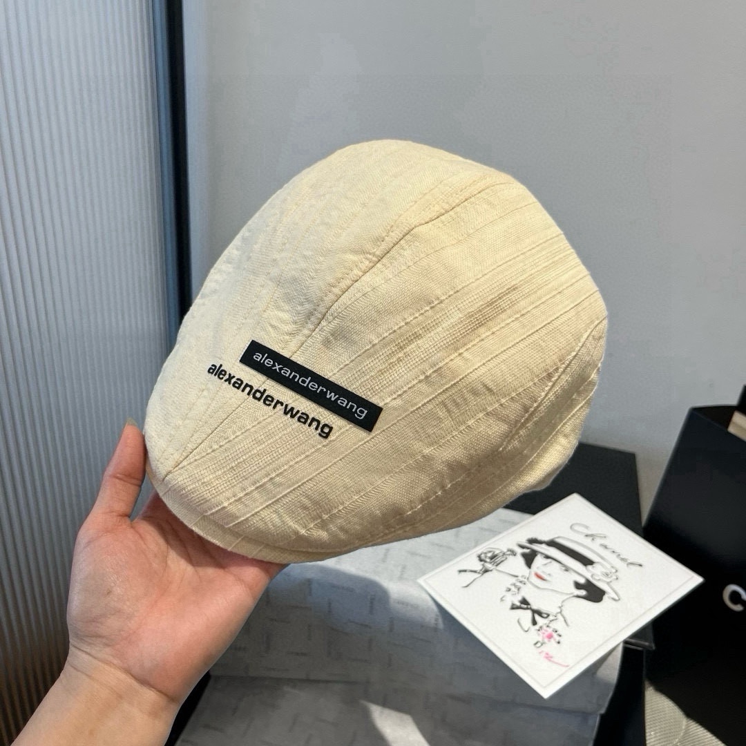 🆕
亚历山大王前进鸭舌帽，轻盈百搭