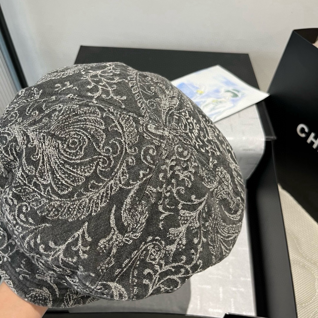 🆕

Lv新款鸭舌军帽，高级定制，头围57cm