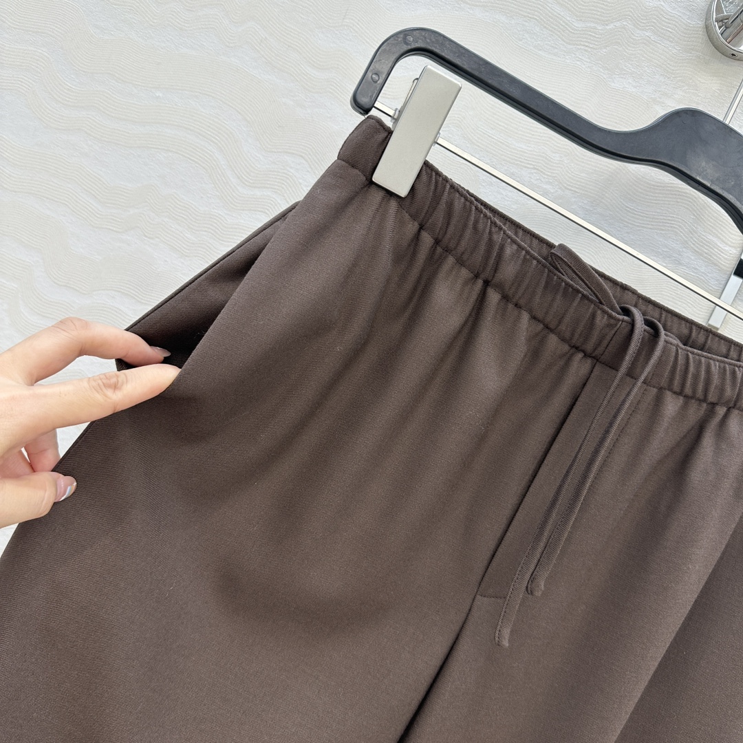 独家首发，原单品质❤️Row风长期主义！高智感穿搭 精纺羊毛直筒裤！抽绳松紧腰设计演绎慵懒随性的高级单品