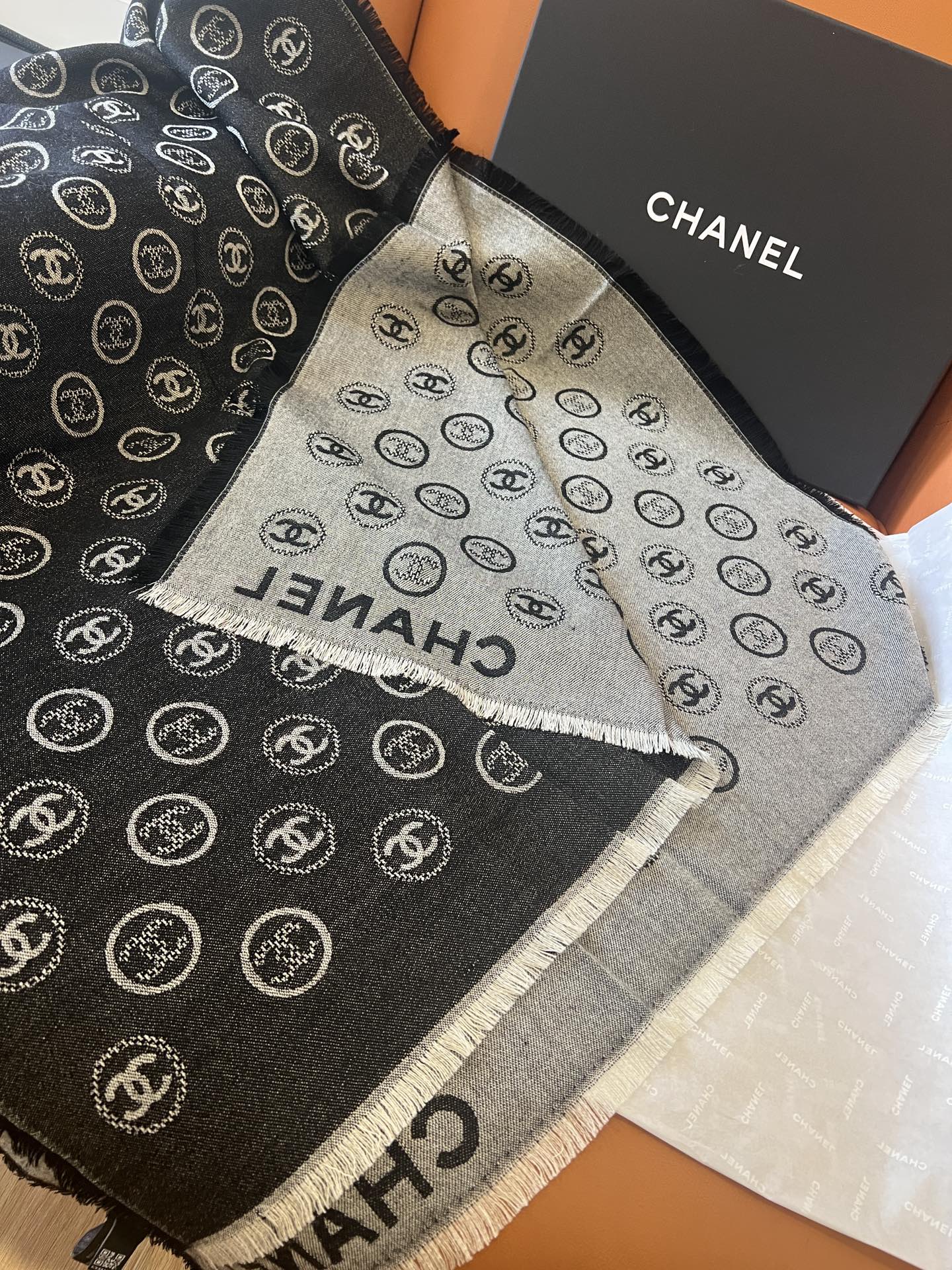 Chanel - Scarf