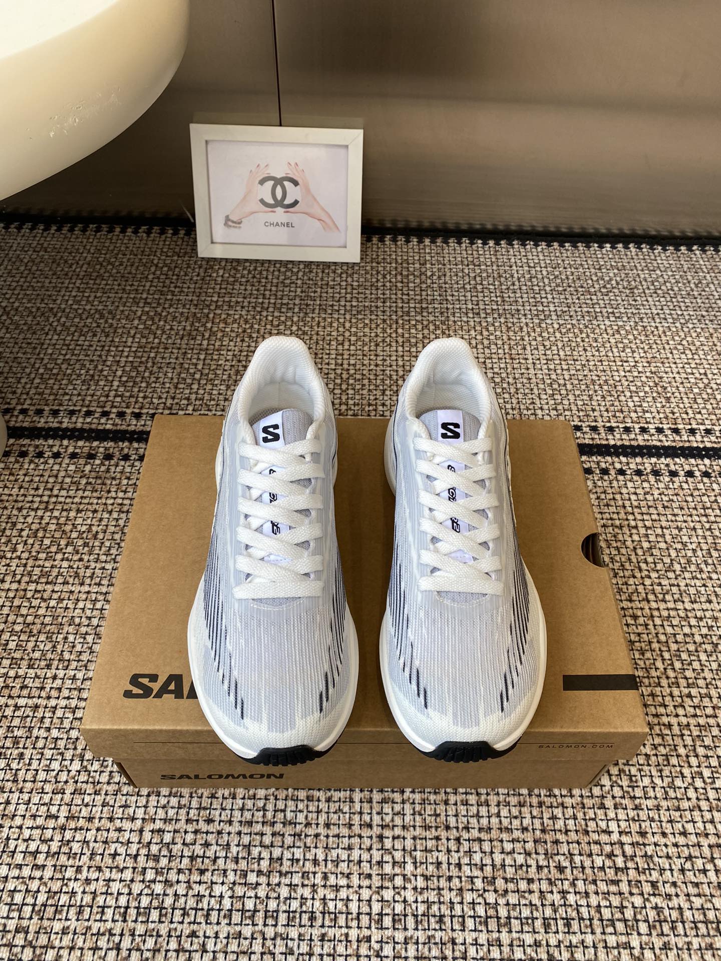 NO:511799,Salomon 25ss New casual sports hiking shoes running shoes Couple style Matched with Salomon's patented 3D Eending sole specially created for mountain sports Increase lateral stability and structure The major celebrity Internet celebrity beauties have fallen into planting grass The height-enhancing artifact tailored for domestic beauties Original custom mesh special craft materials Neli nylon breathable mesh Original molded foamed sole is super light and super textured Size 35-45 (female 40, male 45 customized), casual shoes/sports shoes, sneakers19860909Salomon萨洛蒙 25ss 新款休闲运动 登山鞋跑步鞋 情侣款 搭配Salomon专为山地运动所创的3D Eending专利技术鞋底 增加侧向稳定性和结构感 各大明星网红美女沦陷种草 量身为国内美女打造的增高神器 原版订制网布特殊工艺材料 内里尼龙透气网纱 原版开模发泡大底超轻超有质感 码数35-45(女40 男45定做）,休闲鞋/运动鞋,sneakers,Women's Shoes