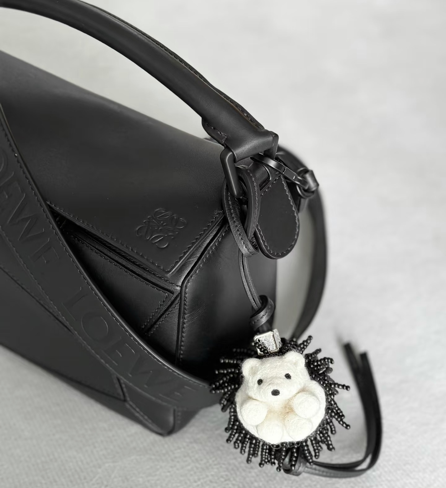 NO:672857,Hedgehog pendant, Loewe wallet, loewe, wallets19860909刺猬挂件,罗意威钱包,loewe,wallets,欧美剧