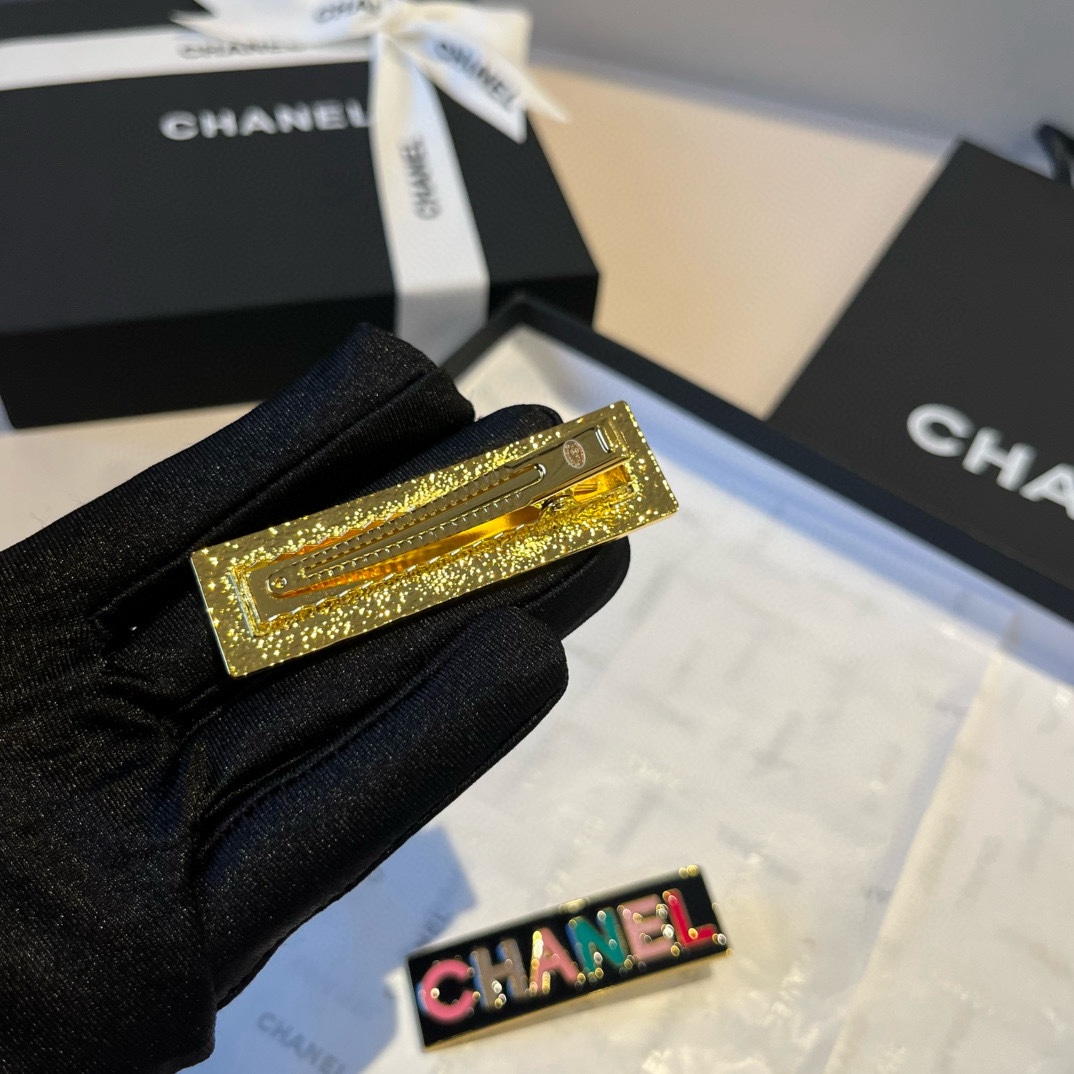 🆕《单个》


Chanel香奈儿发夹