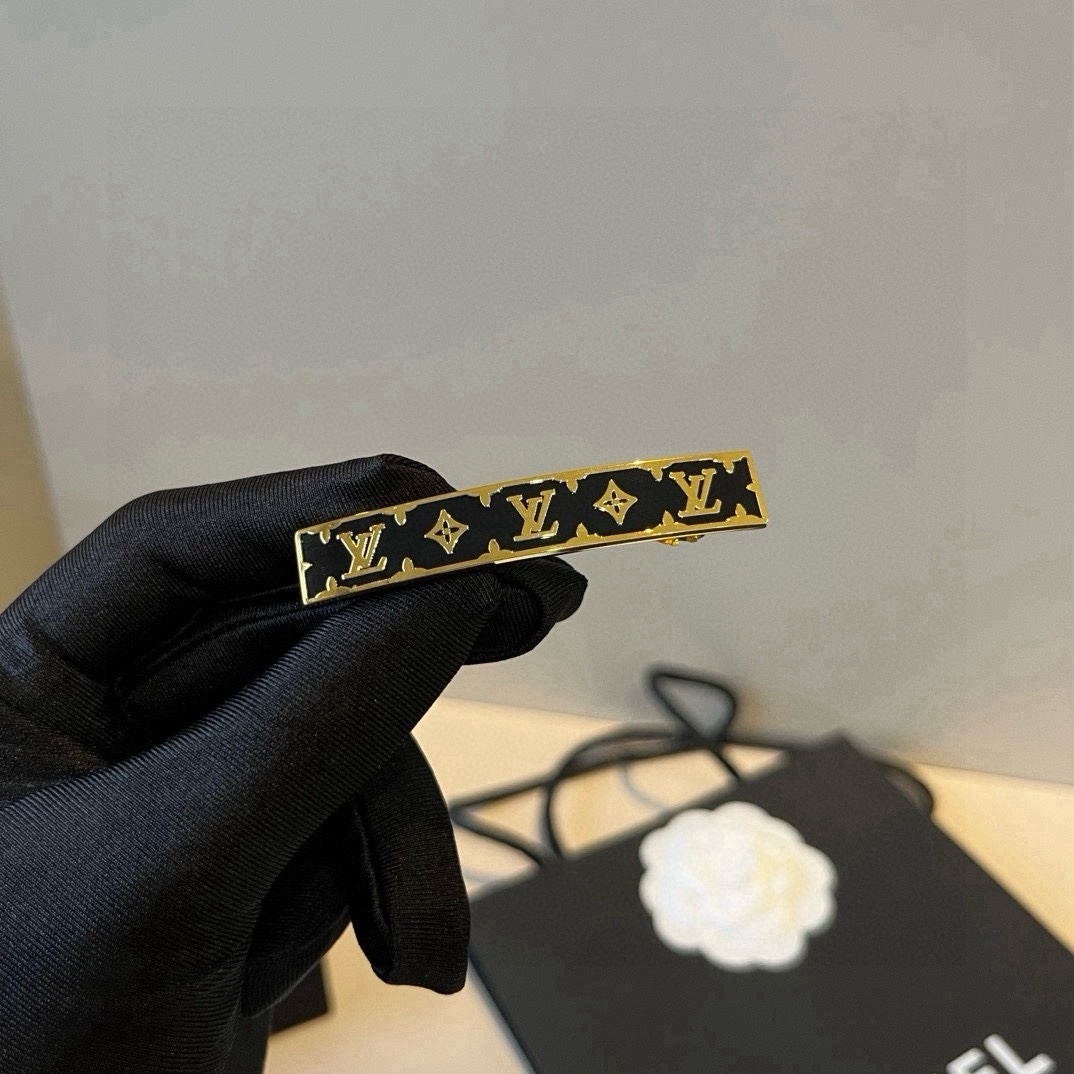 🆕（单个）

lv路易威登发夹