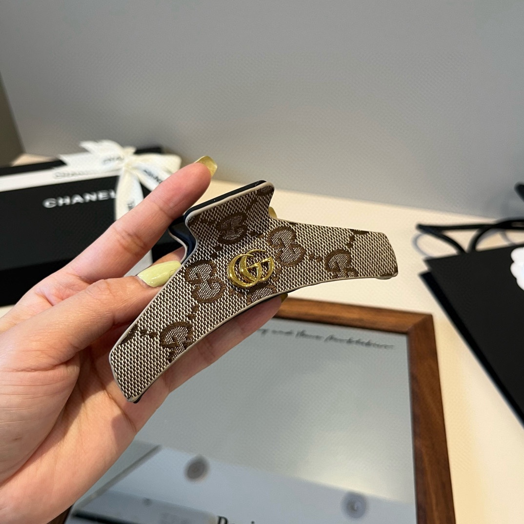 🆕

Gucci古奇新款发夹