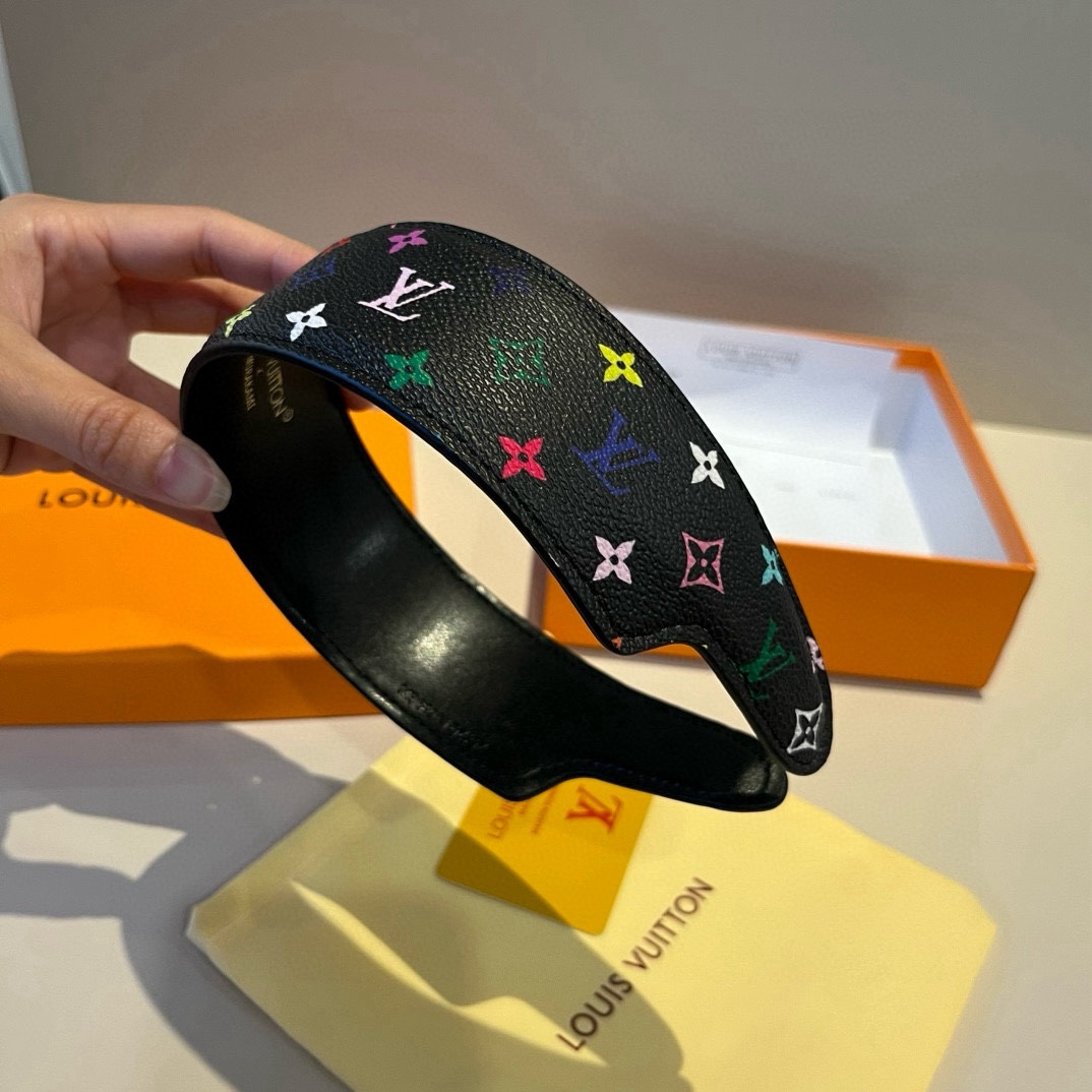 🆕

Lv路易威登新款发箍