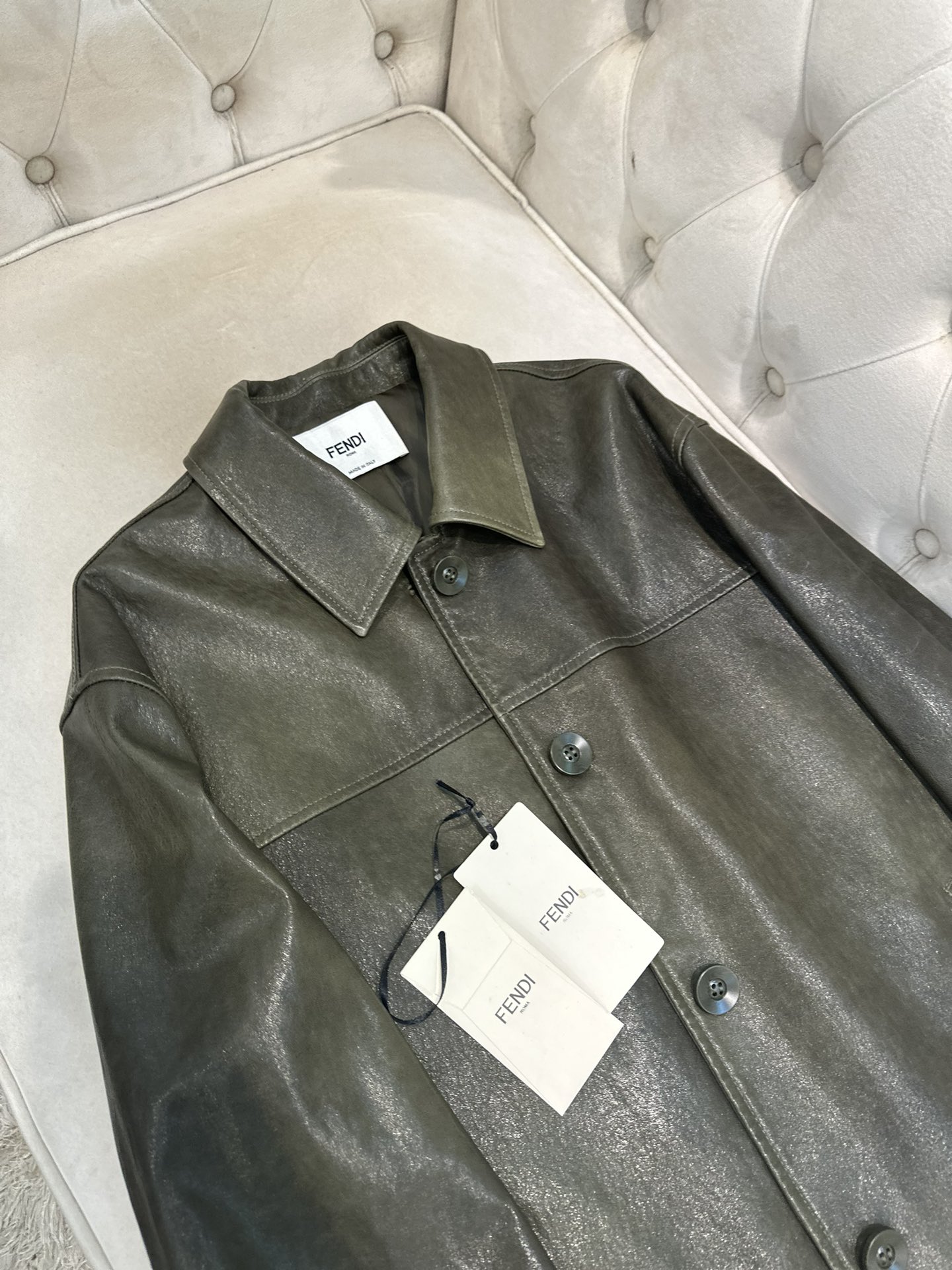 Fendi 2025 AWItaly Sheep Leather T-shirts with Dust Bag – Sizes S-XL – 100% Sheep Skin - 图片 2