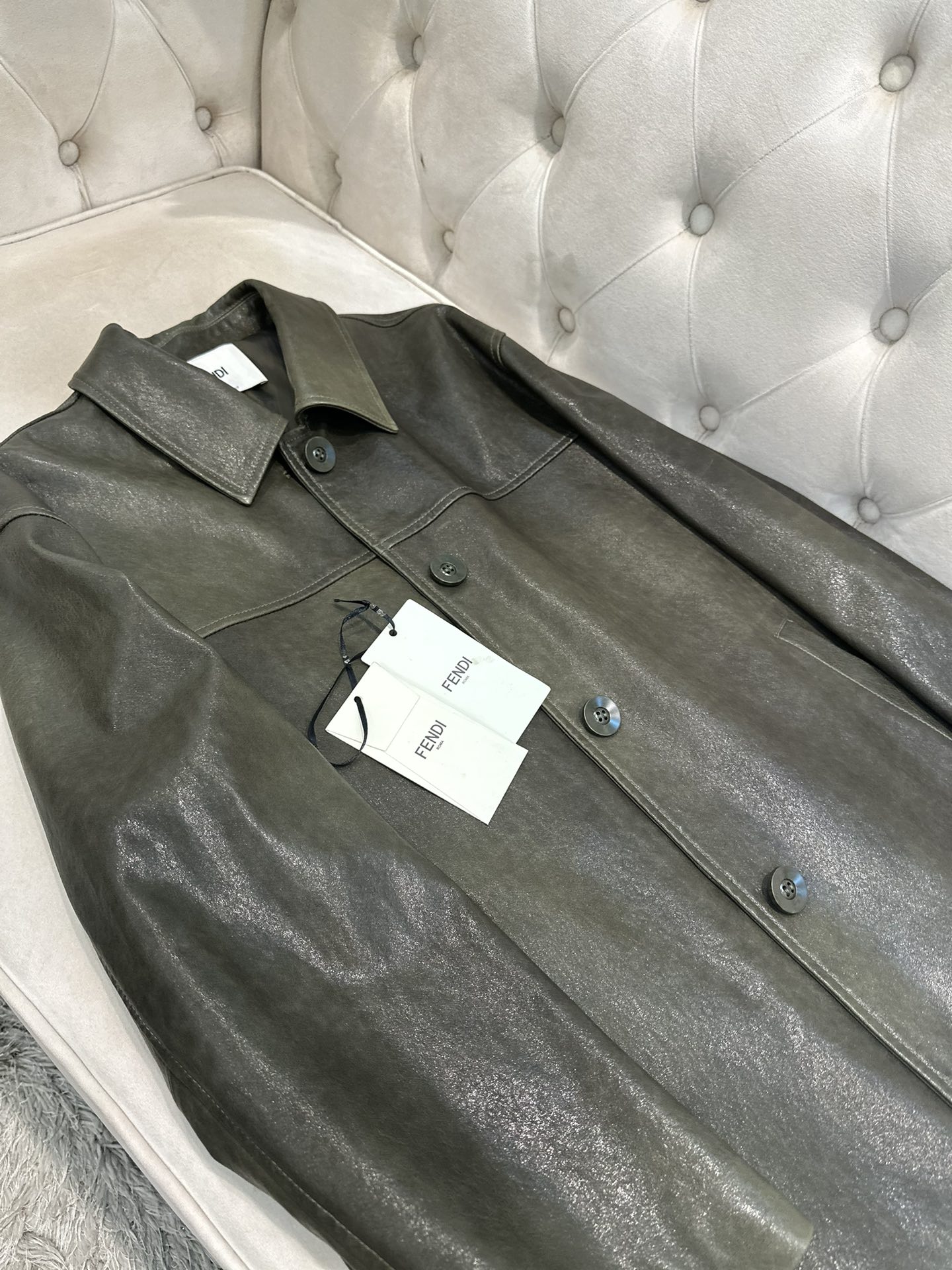 Fendi 2025 AWItaly Sheep Leather T-shirts with Dust Bag – Sizes S-XL – 100% Sheep Skin - 图片 3