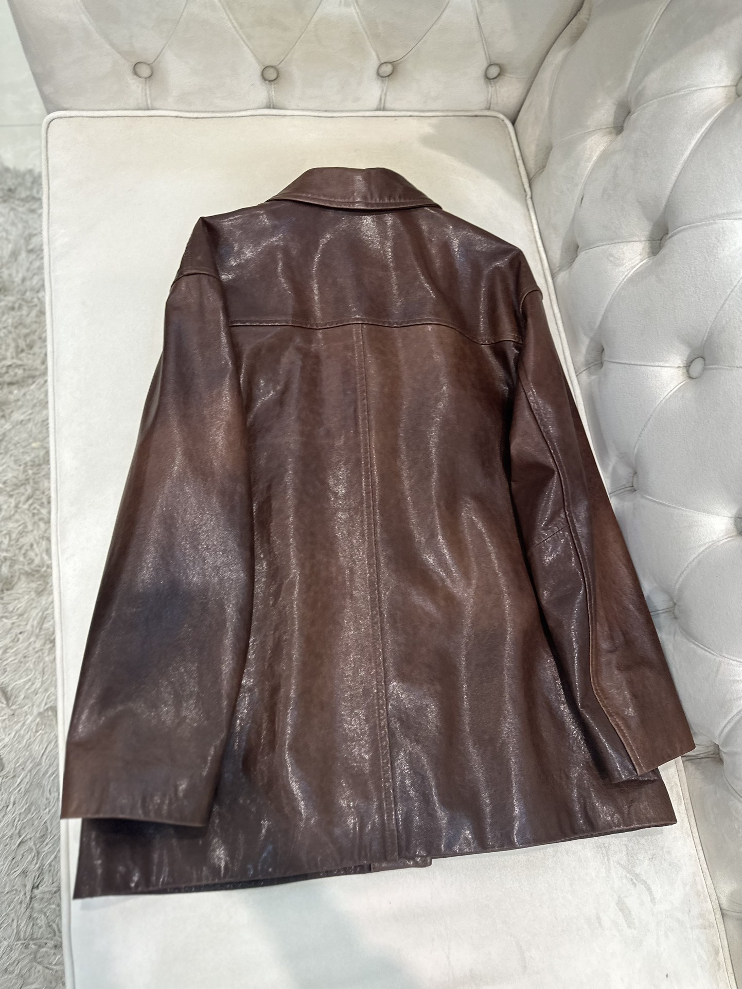 Fendi Sheepskin Coats AW2025 Collection: P3000 T-shirts with Dust Bag, Italy Imports Oil Wax - 图片 7
