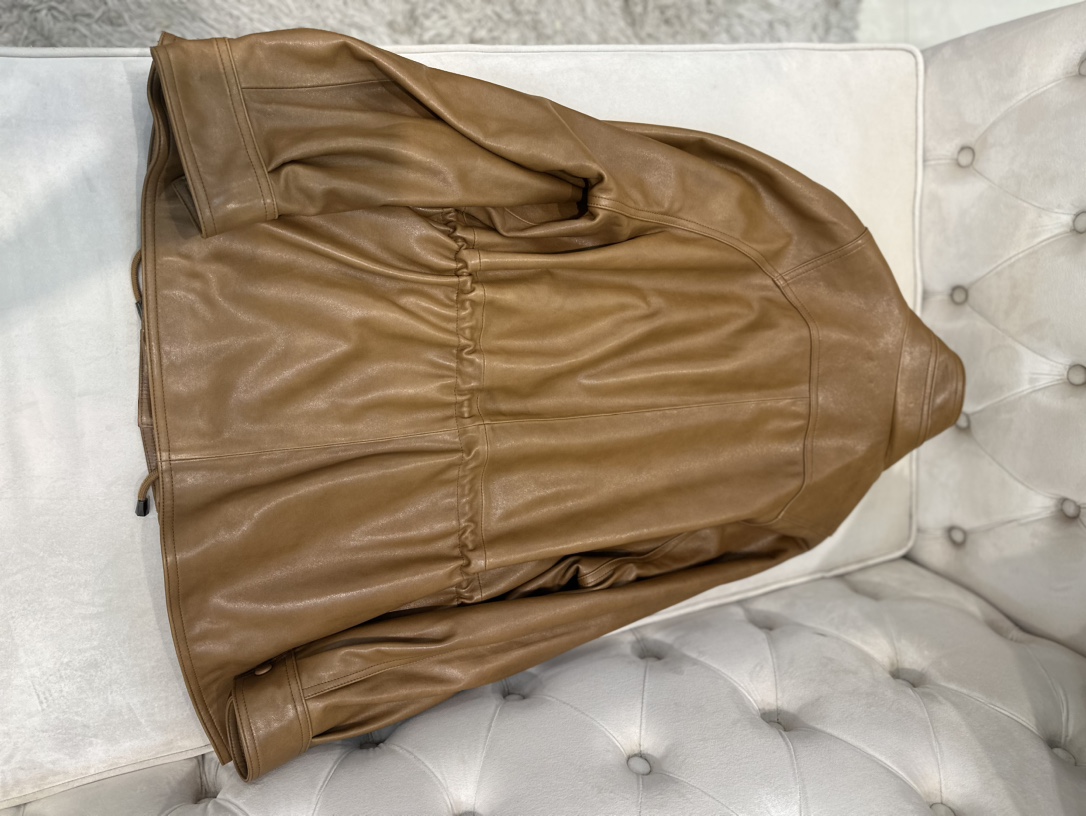 Celine 2025 AWItaly Imported Half-Oil Wax Skin Jacket with Dust Bag – Sheep Skin, Sizes S-L - 图片 7