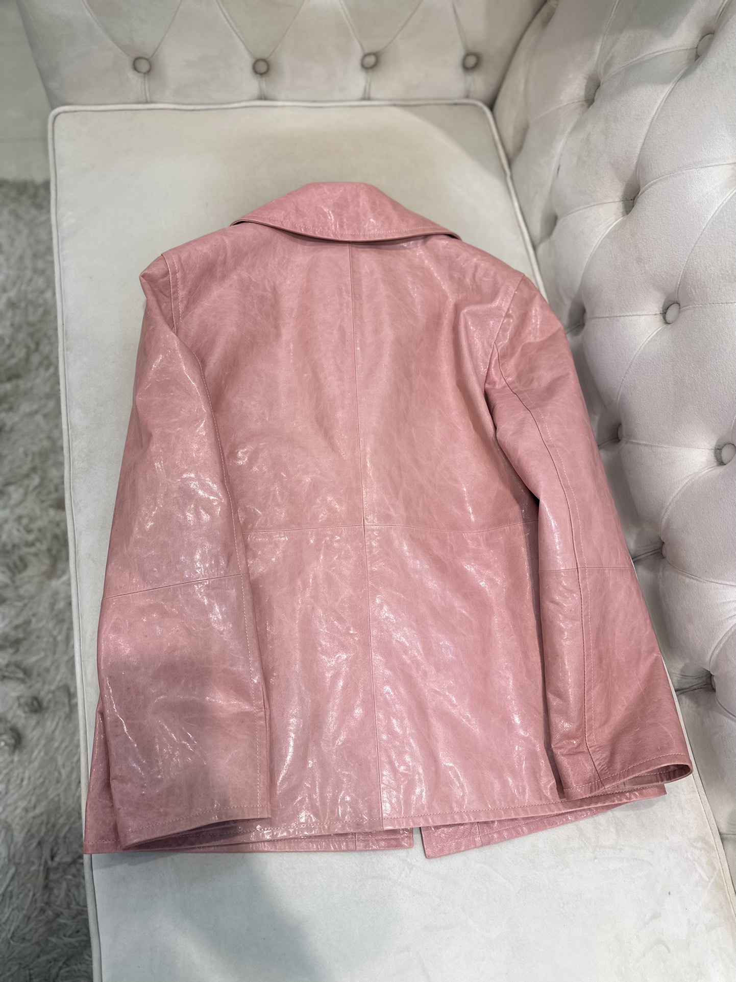 Gucci 2025 AW Female Sheepskin Jacket with Dustproof Bag – Original Hard-Core Design from France – Sizes S-L - 图片 9