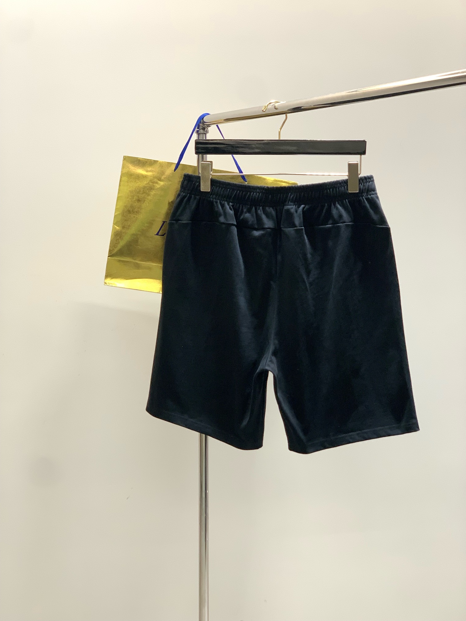 Title: Balmain Balman 2025AW New Summer Fashion Loop-Ride T-shirts Sale Summary: High-quality P816 Balmain T-shirts with top-grade printing and imported fabrics available in various - 图片 2