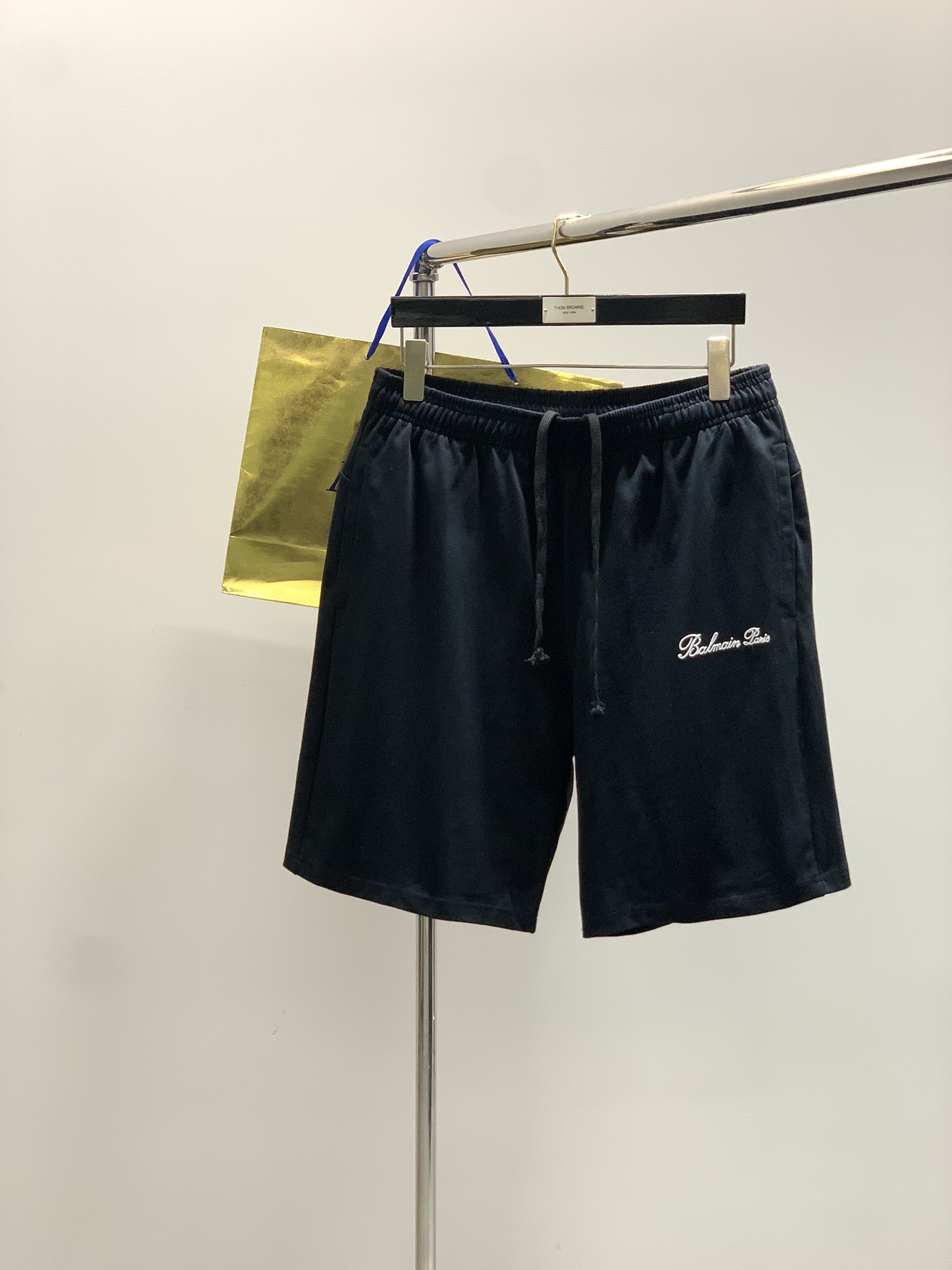 Title: Balmain Balman 2025AW New Summer Fashion Loop-Ride T-shirts Sale Summary: High-quality P816 Balmain T-shirts with top-grade printing and imported fabrics available in various - 图片 1