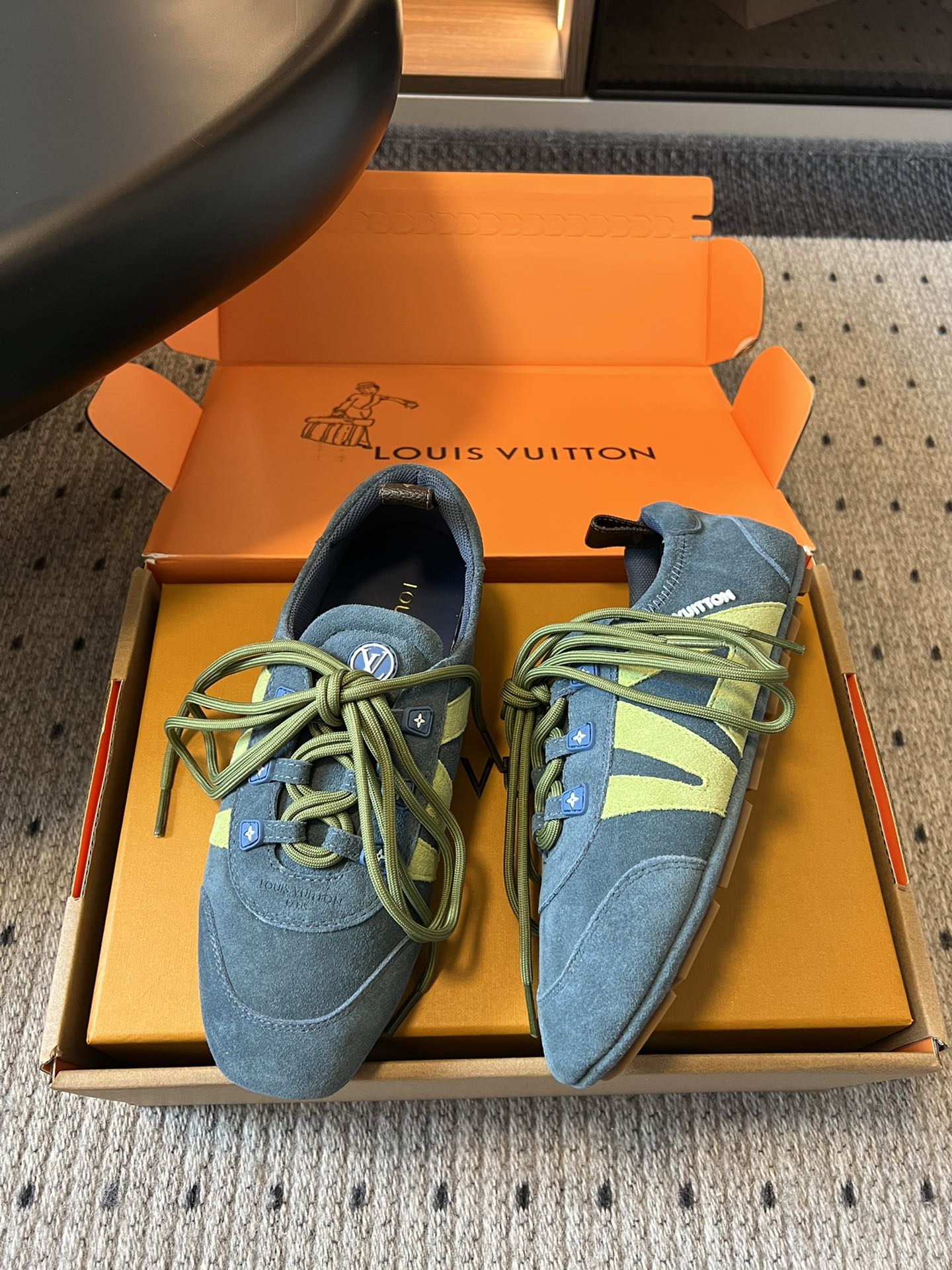 ➕扣+20
Louis Vuitton路易威登驴牌春夏Sneakerina系列 芭蕾运动鞋 德训鞋 平底