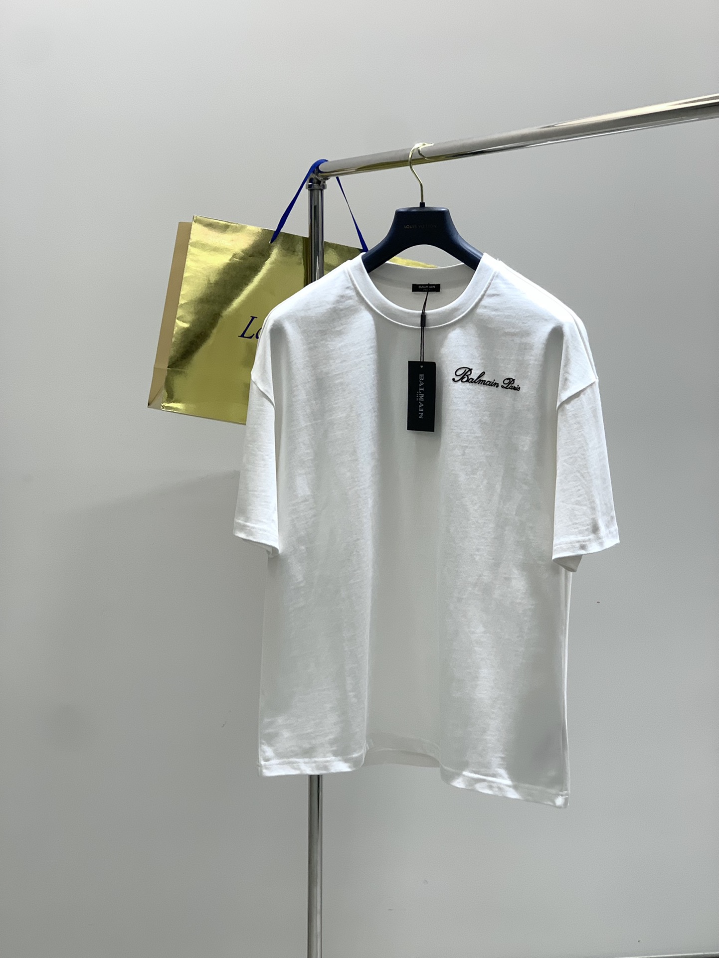 “2025AW Balmain Balman Fashion Loop-Ride T-Shirts: High-Grade Summer Products with Top-Grade Printing and Imported Fabrics”