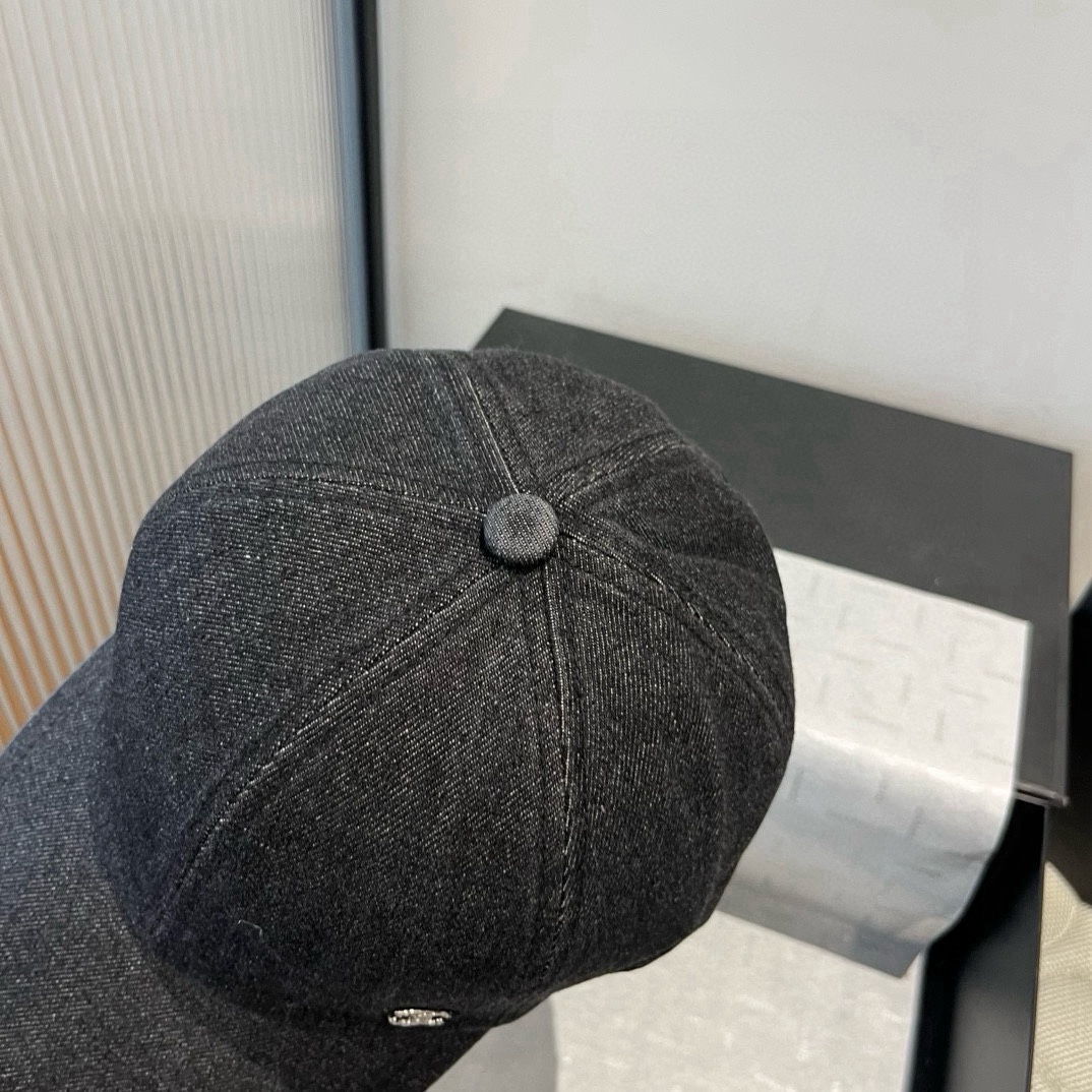 🆕

Chanel香奈儿牛仔鸭舌帽，25年专柜新款，头围57cm