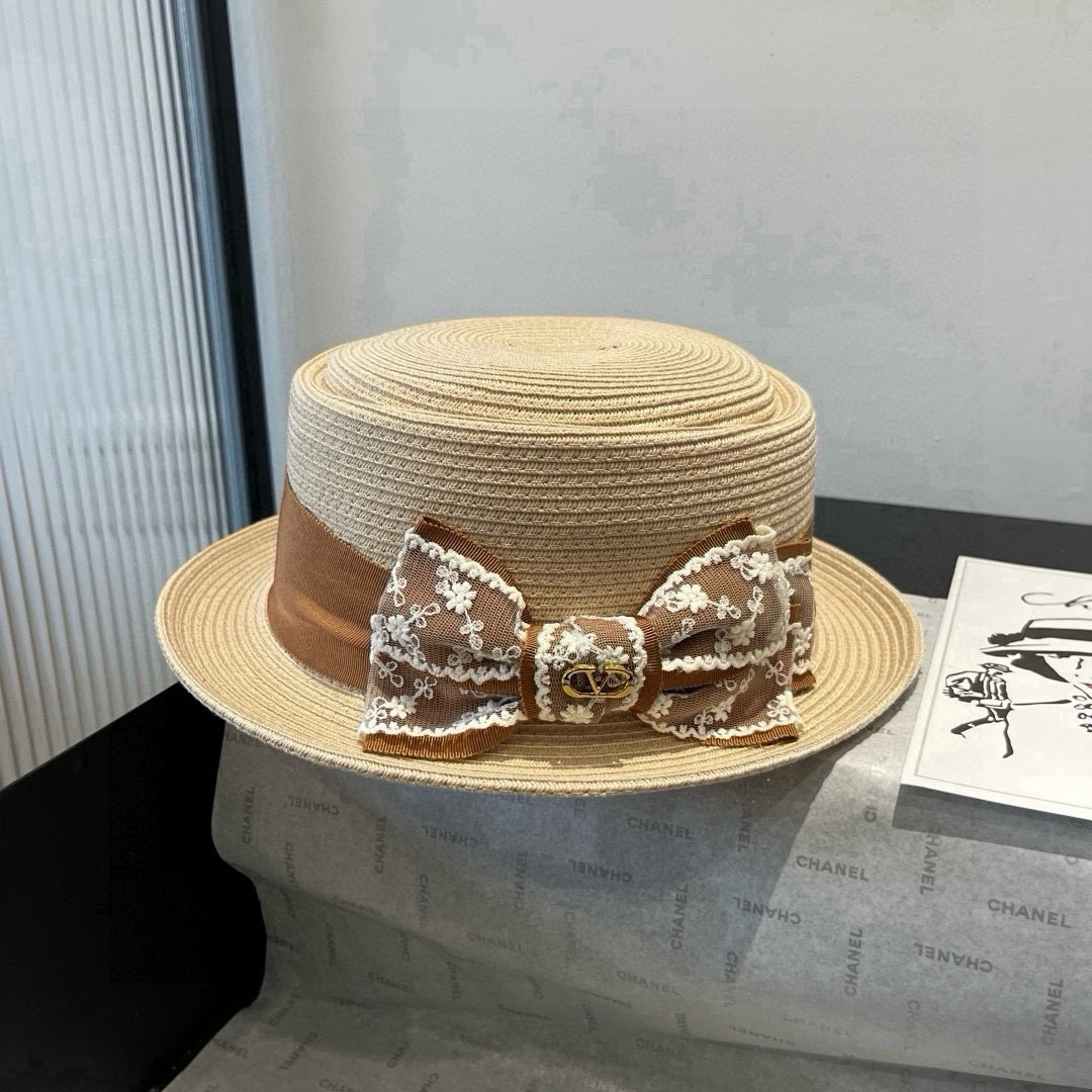 
🆕

华伦天奴新款平顶草帽，细草制作，帽型超赞