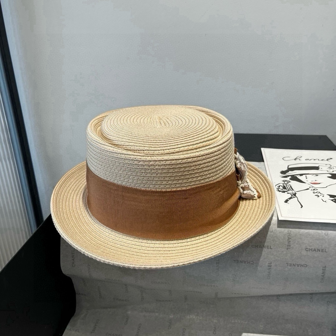 
🆕

华伦天奴新款平顶草帽，细草制作，帽型超赞