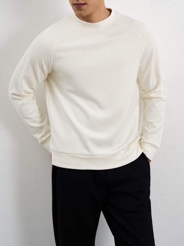 Ermenegildo Zegna Jeenia Fall Winter Series: Lightweight Wool Long-Sleeved T-Shirts for Comfort and Style - 图片 2