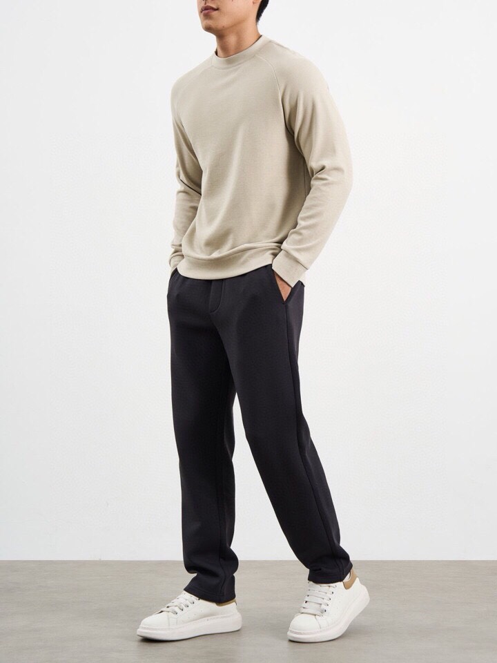 Ermenegildo Zegna Jeenia Fall Winter Collection: Lightweight Wool T-shirts with Close-cut Sleeves. - 图片 8