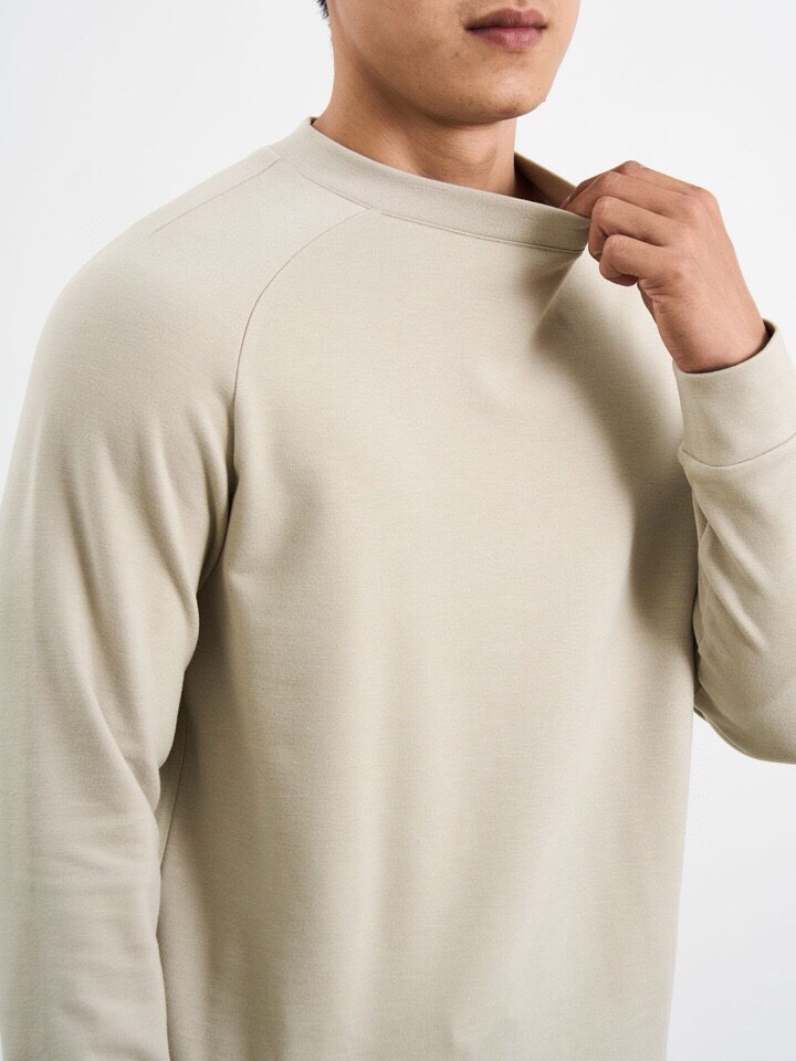 Ermenegildo Zegna Jeenia Fall Winter Collection: Lightweight Wool T-shirts with Close-cut Sleeves. - 图片 6