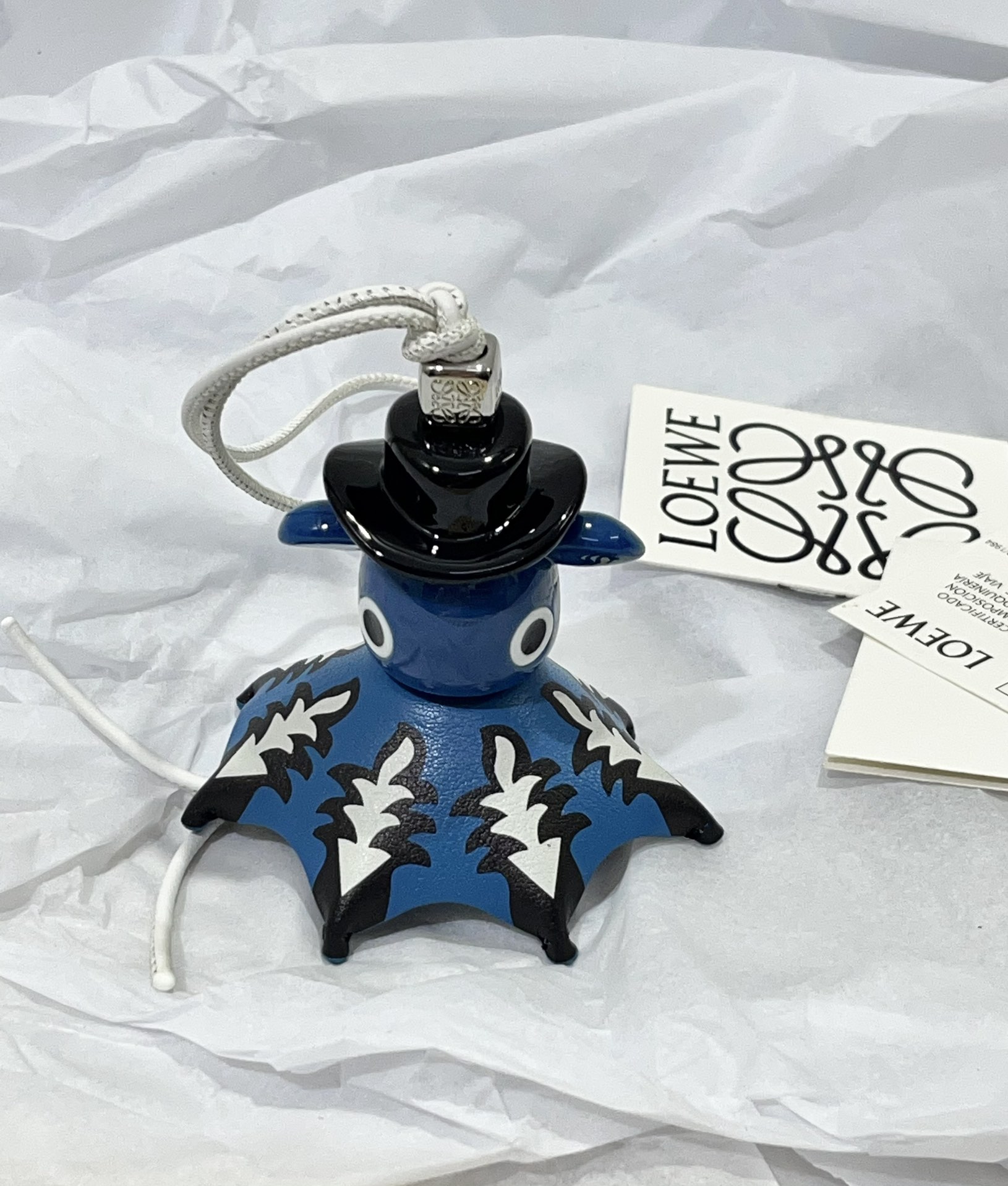 NO:672871,uzzle’s 10th anniversary limited elf pendant!  So cute!  Each limited elf has its own name!  Niu Niu Elf ♀ Every baby is unique and cute. I love it so much!  (The dice are made of all steel, and each baby is a mold. The cost of the mold is very expensive. The price depends on the quantity. Come if you like it!), Loewe wallet, loewe, wallets19860909uzzle十周年限定小精灵挂件！太可爱喽！ 每一个限定的小精灵都有专属的名字 ！牛牛小精灵♀ 每一只小宝宝都是独特的可爱 超喜欢！（骰子是全钢材质,每个宝宝都是一个模具 巨贵的模具费用 跑量价,喜欢的来！）,罗意威钱包,loewe,wallets,欧美剧