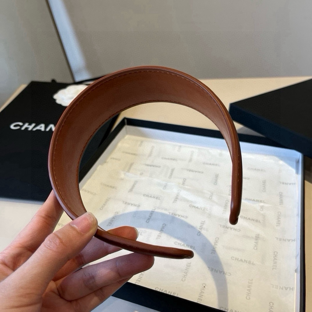 🆕

Celine赛琳新款发箍