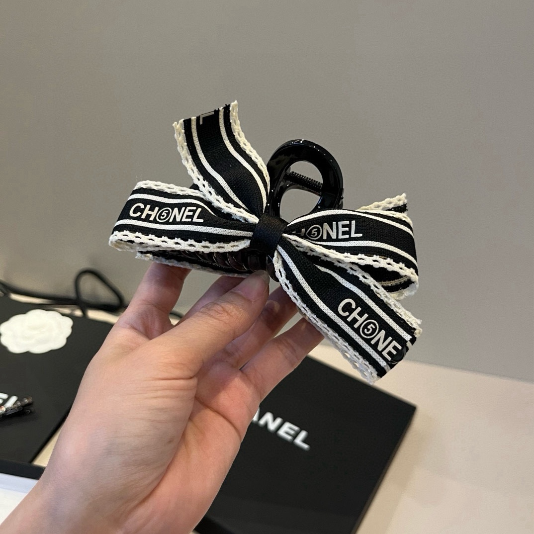 🆕

Chanel香奈儿新款发夹