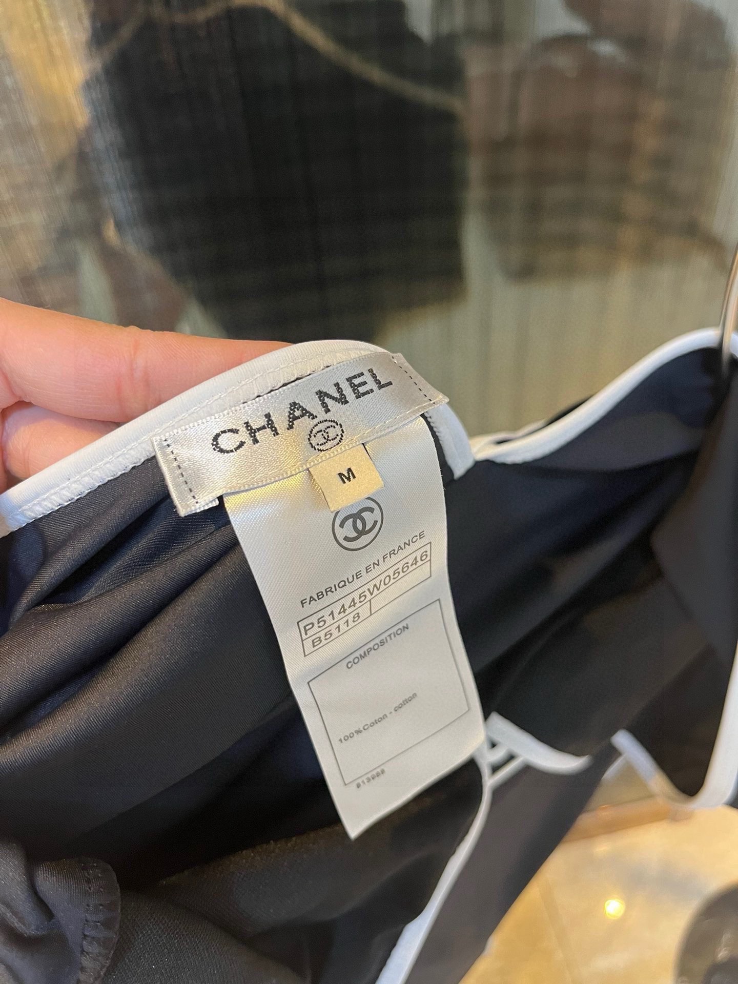 🆕
Chanel香奈儿连体泳衣👙❤️😍🥰适合多种场景的游泳衣🏊‍♀️海边 游泳池 温泉 水上乐园 漂流都