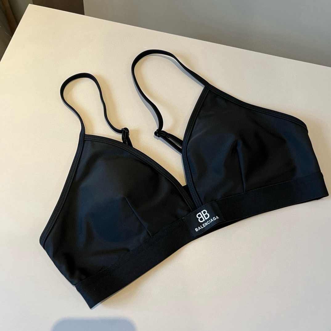 🆕

Chanel香奈儿比基尼泳衣 最新面料S M L XL