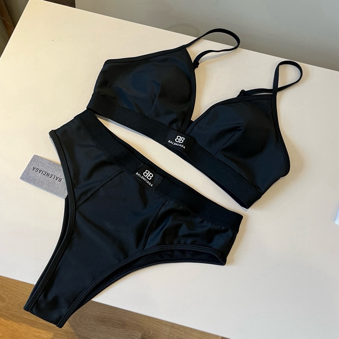 🆕

Chanel香奈儿比基尼泳衣 最新面料S M L XL
