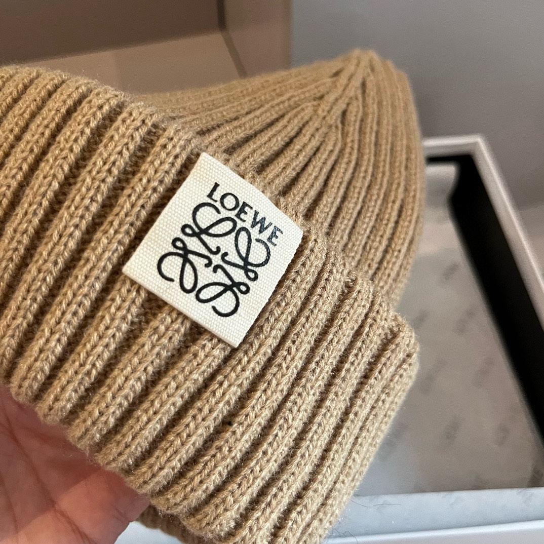 🆕

ＬＯＥＷＥ罗意威新款针织毛线帽，男女通用