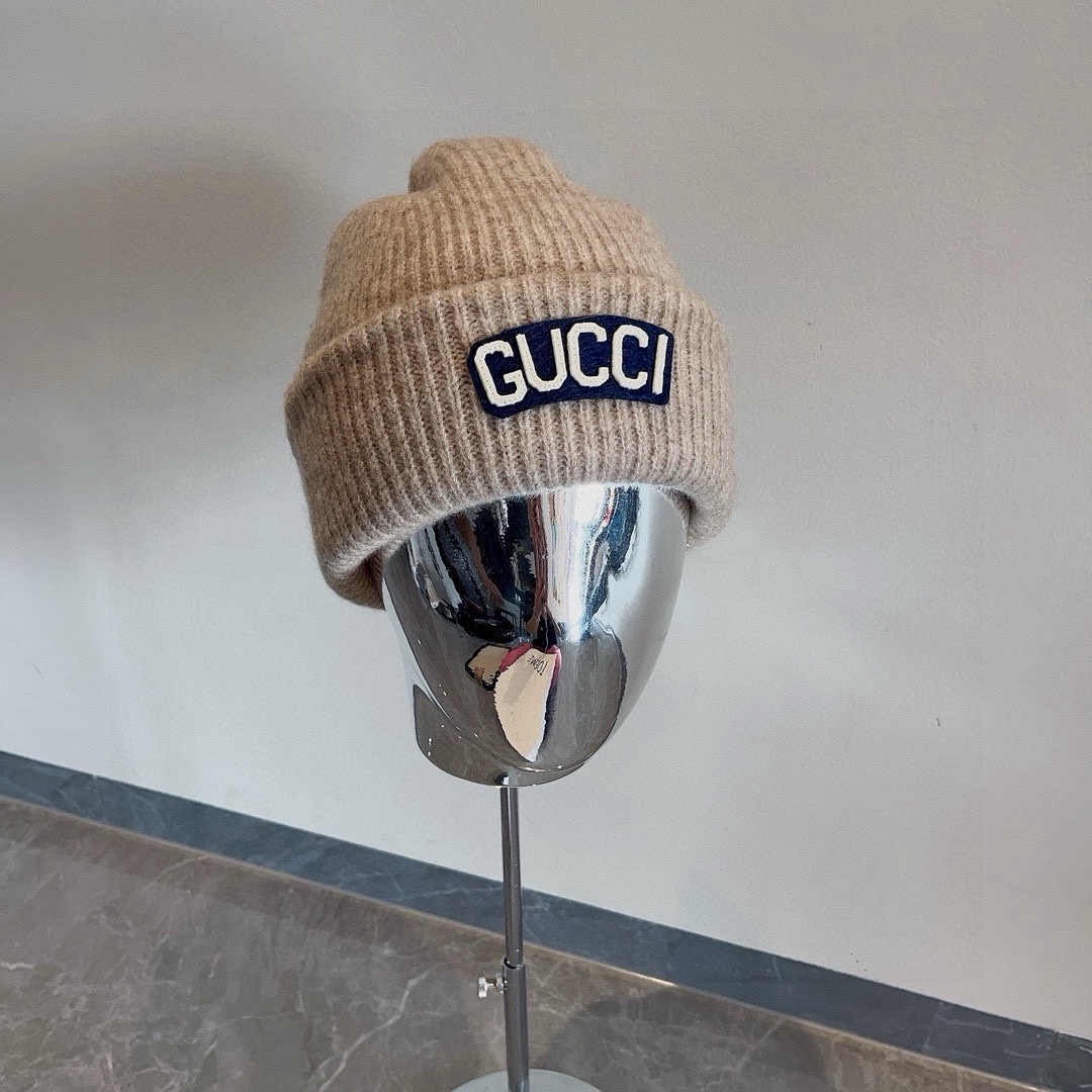 🆕

Gucci古奇秋冬新款毛线帽，羊毛面料，男女同款