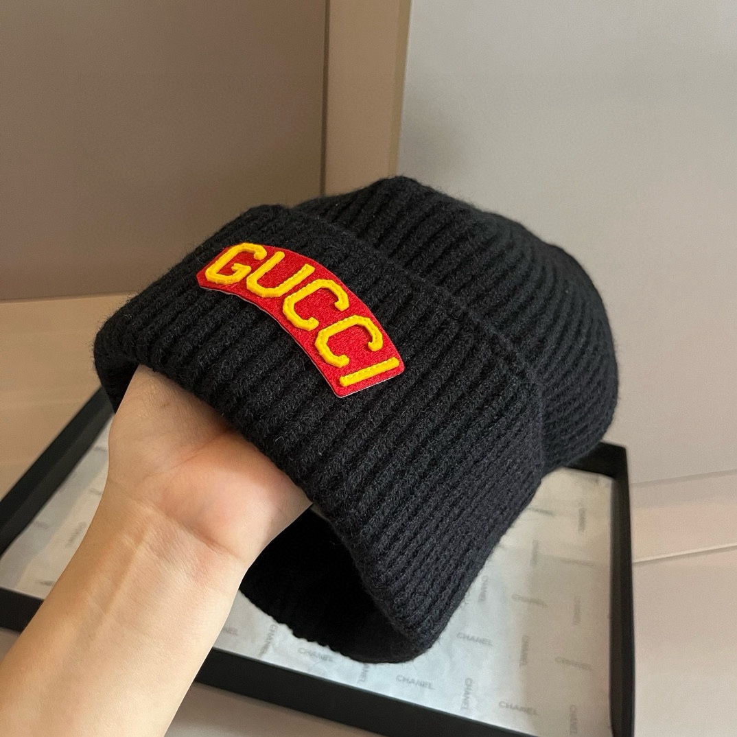 🆕

Gucci古奇新款毛线帽