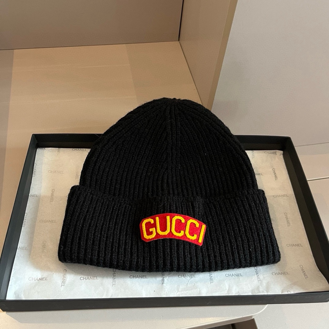 🆕

Gucci古奇新款毛线帽
