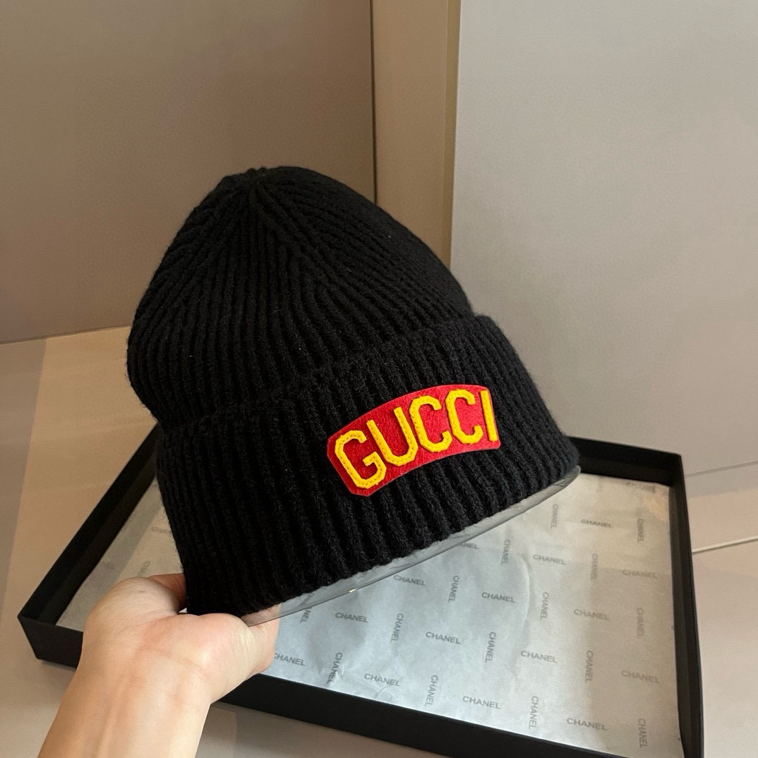 🆕

Gucci古奇新款毛线帽