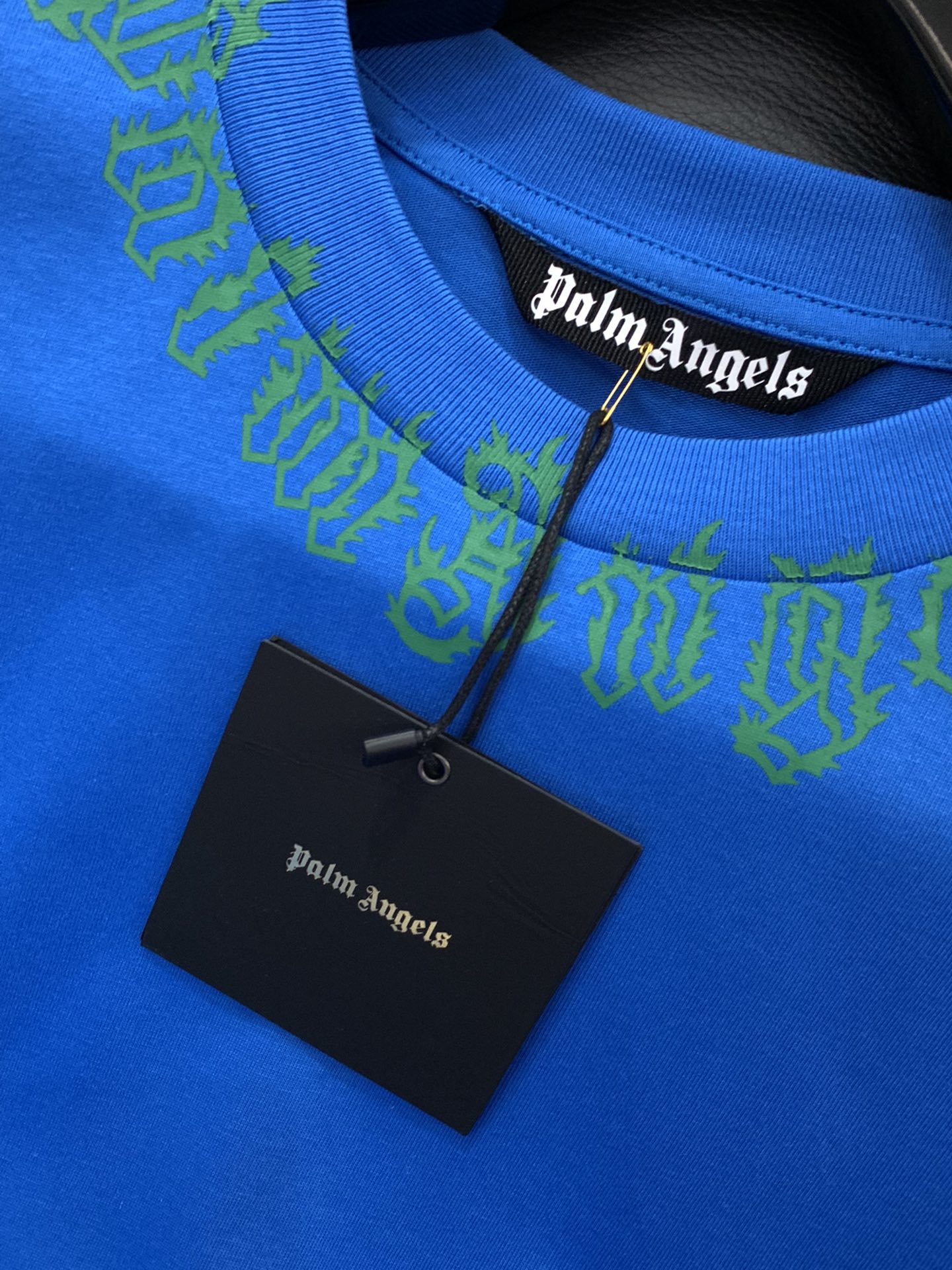 “Summer 2025 Fashion: Palm Angels Synchronized Cabinets for One-Size-Fits-All T-Shirts in S-XL Sizes” - 图片 6