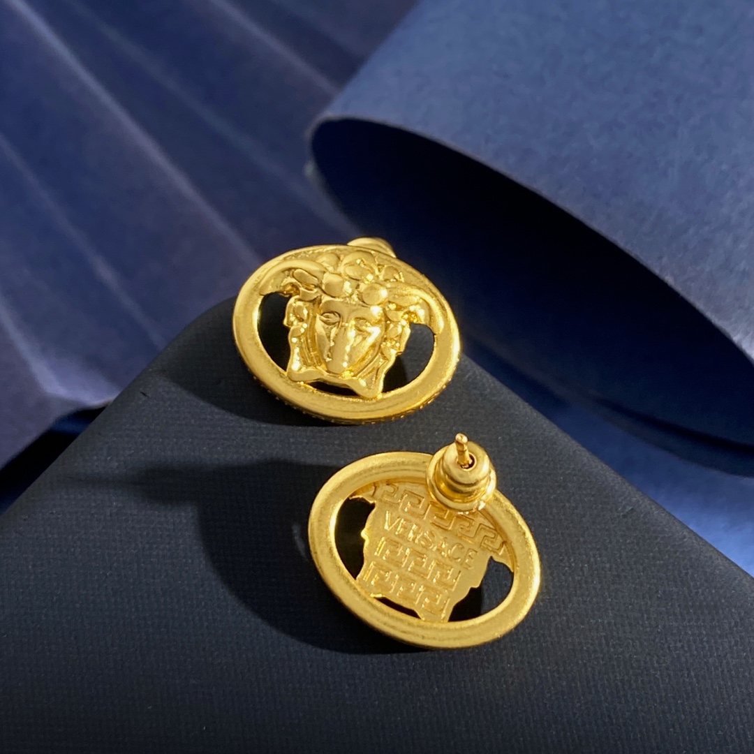 Versace and Versailles: Key Highlights from VS92 p225 - 图片 6