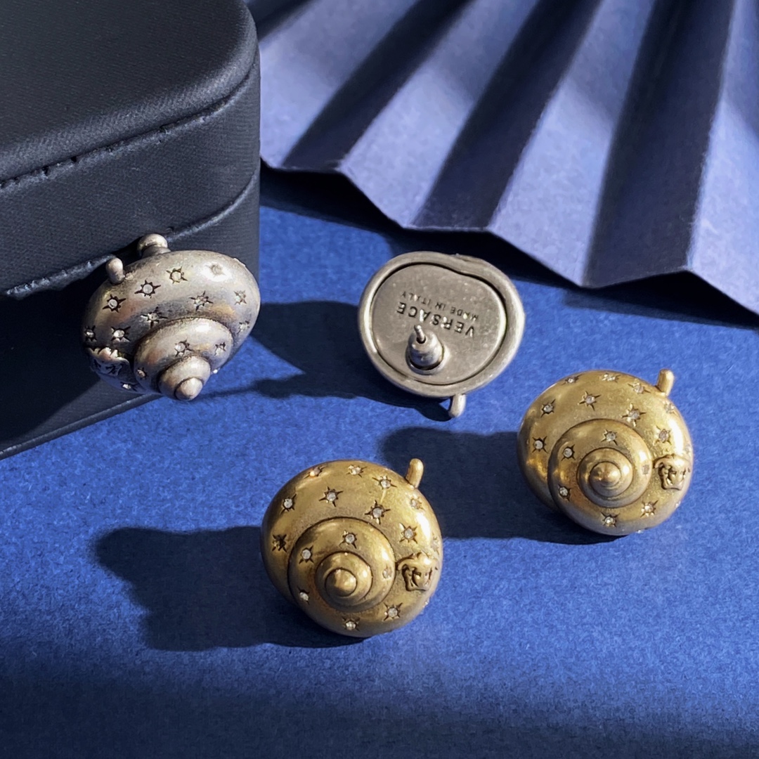 Versace-designed Snail Field Earring with Brass and Silver, 23g, 2cm Size - 图片 7
